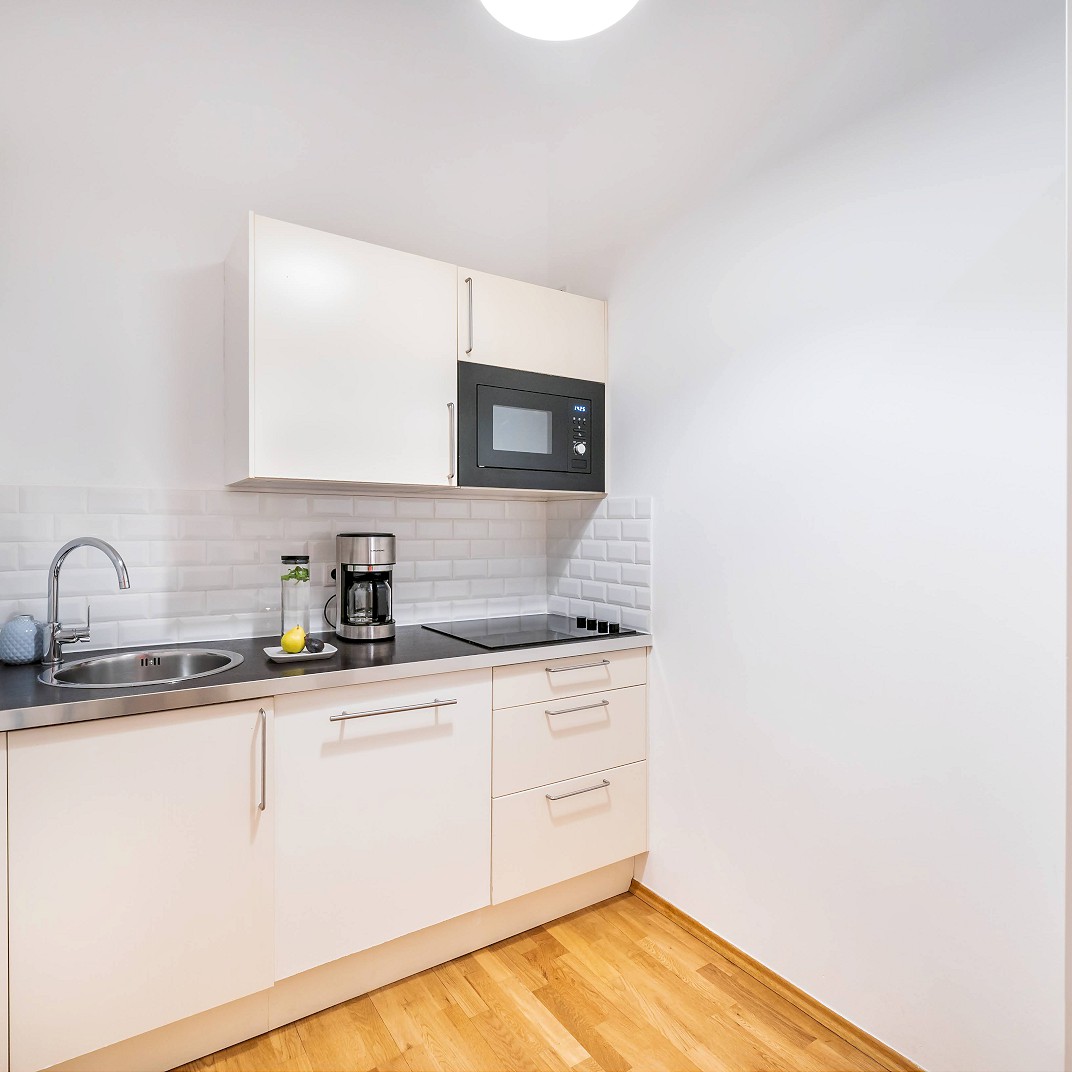 One Bedroom Apartment