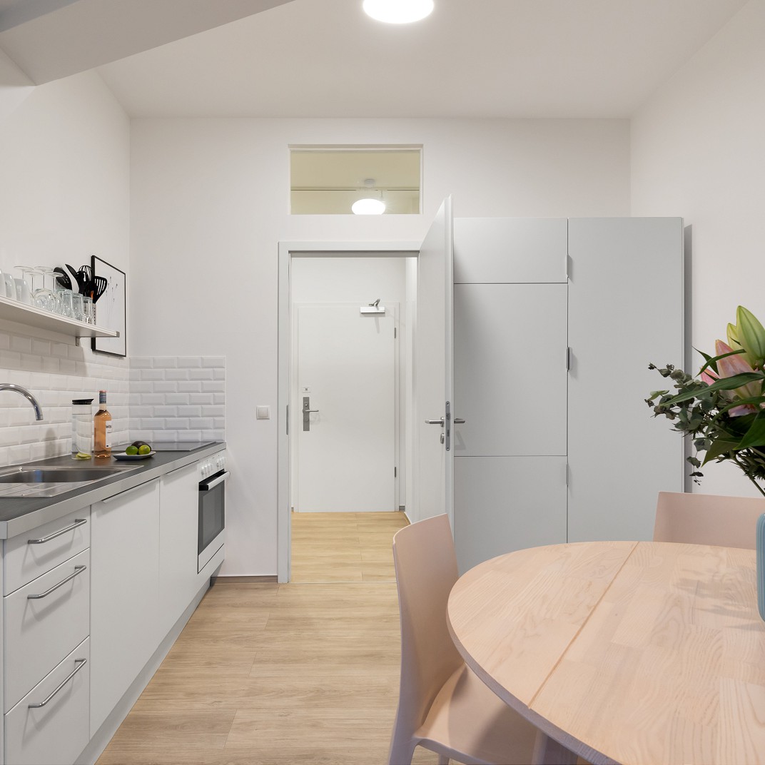 One Bedroom Apartment