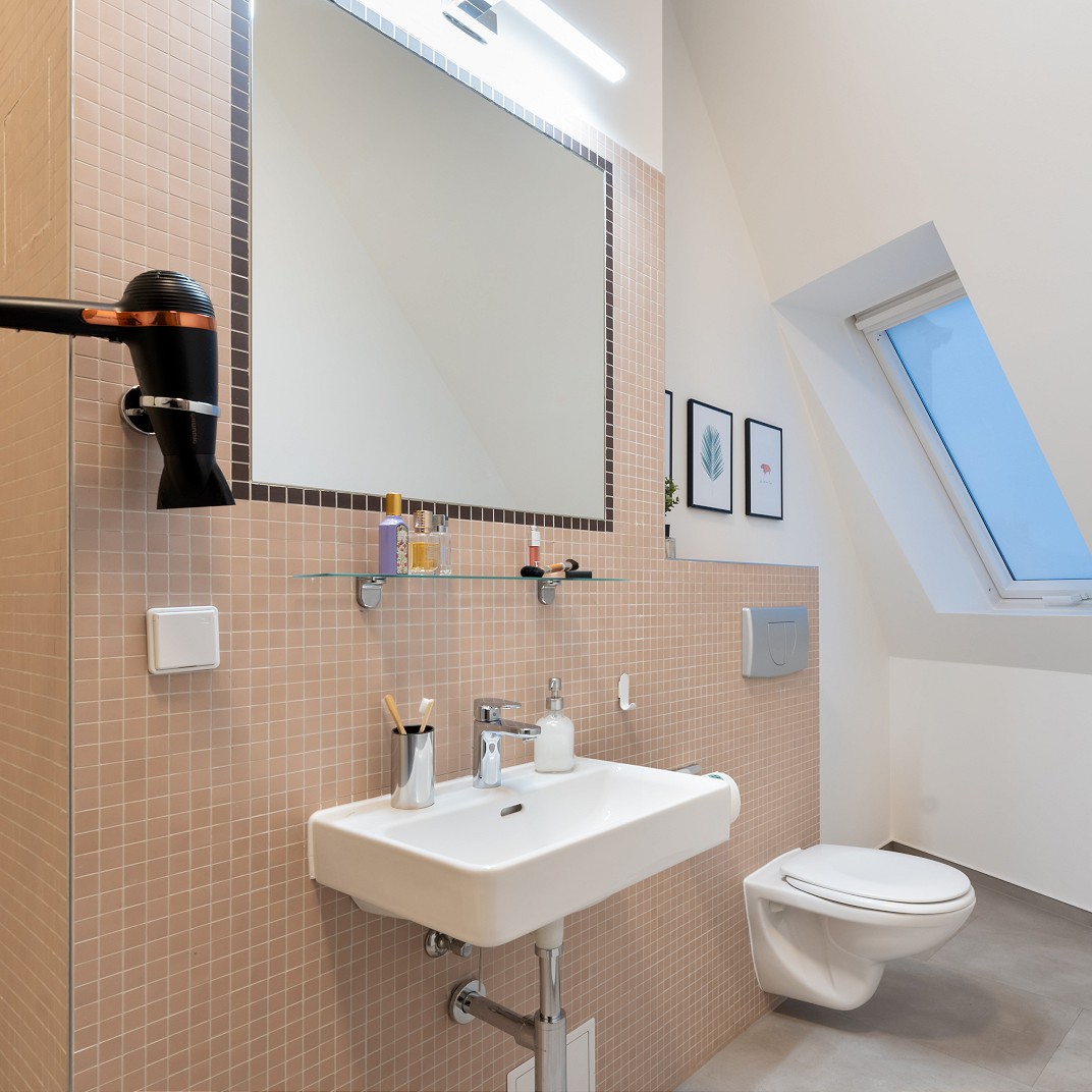 One Bedroom Apartment