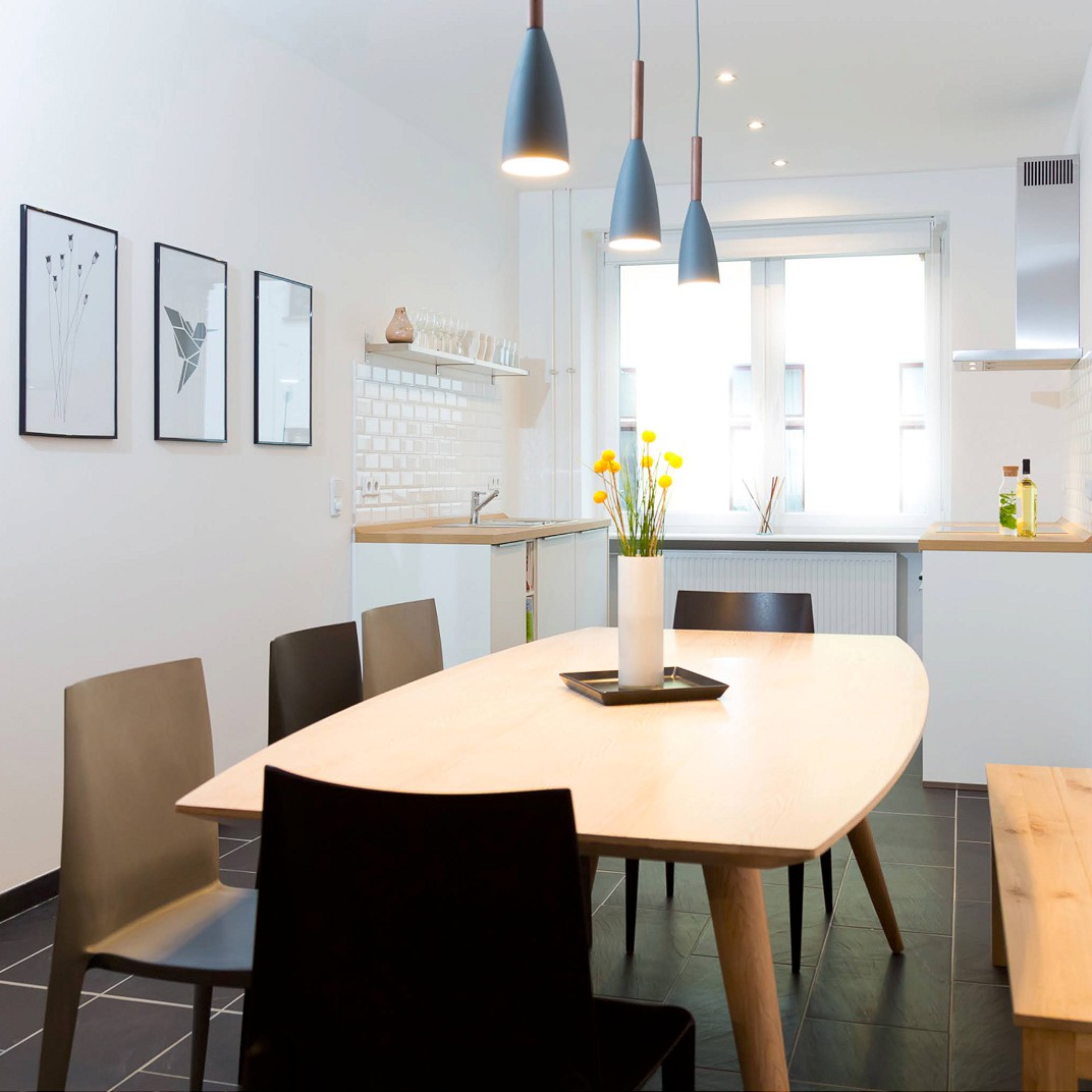 Five Bedroom Connection Apartment