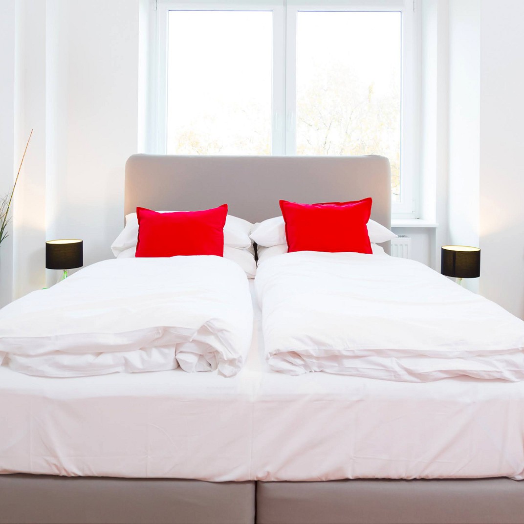 Five Bedroom Connection Apartment